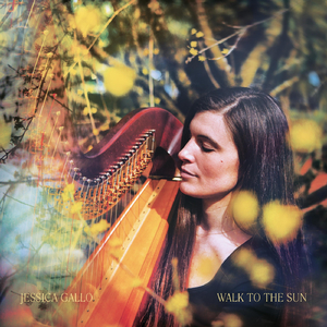 美女男人努力生产豆浆
