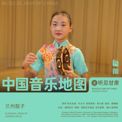 美女男人努力生产豆浆
